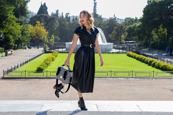 1 Hour Private Photo Session in Athens - National Garden Entrance: Shade, Calm, and Real Portrait Light