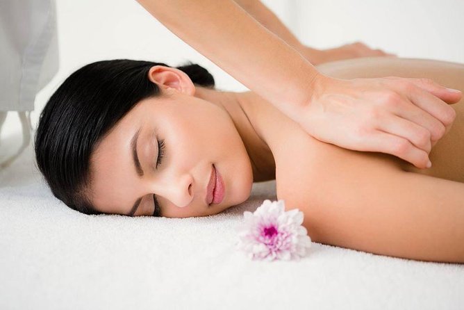 120 minutes Full Body Relaxing Massage + Head Massage + Feet Massage For Couples - What you do not have to bring: towels, oil, and water are included
