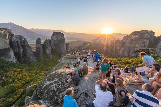 2-Day Delphi and Meteora Tour from Athens - Kalambaka overnight: why sleeping here is smart