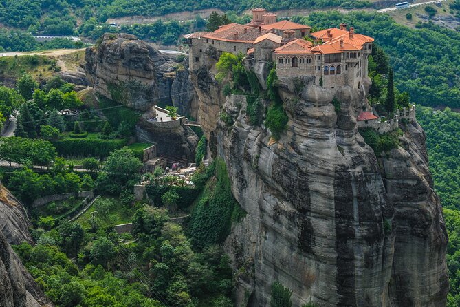 2-Day Delphi and Meteora Tour from Athens - The return day stop: Leonidas at Thermopylae and icon-factory time