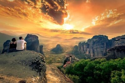 2 Day Delphi, Meteora Iconic Sites Private Tour With 4* Hotel Included