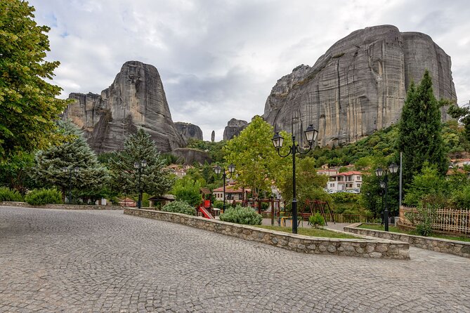 2-Day Delphi Meteora Tour From Athens - Kalambaka Overnight: Dinner Included and a Practical Base for Meteora