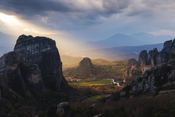 2 Day Private Tour of Meteora & Thermopylae From Athens - Skip-the-line help, private driving, and the one extra fee to plan for