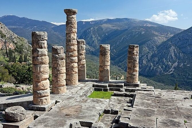 2-Day Private Tour to Delphi and Meteora from Athens - Meteora monasteries: visiting 2 or 3 and taking your time