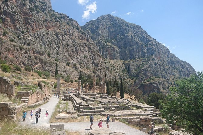 2-Day Tour to Delphi & Meteora with Guide and Tickets From Athens - Meteora the Morning After: Two Monasteries and the Dress Rules That Matter
