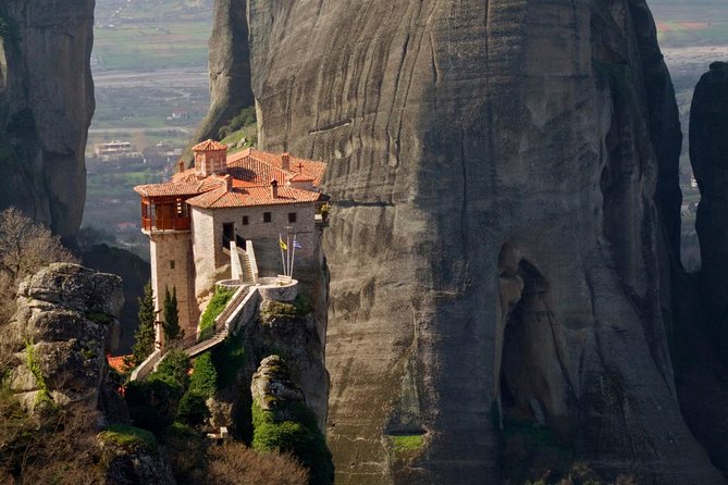 2-Day Tour to Delphi & Meteora with Guide and Tickets From Athens - Group Size, Timing, and Common Reasons People Feel Rushed