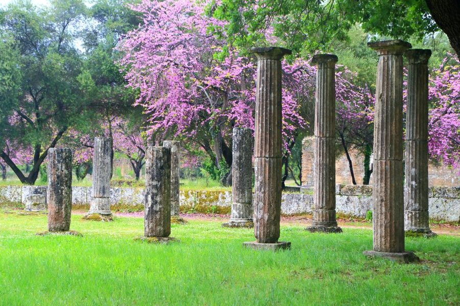 3-Day Ancient Greek Archaeological Sites Tour from Athens - Summer Heat, Touring Pacing, and How to Set Yourself Up