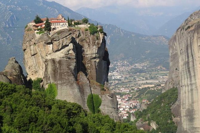 4-Day Classical Greece Tour: Epidaurus, Mycenae, Olympia, Delphi, Meteora - Hotels and included meals: good value, but read the fine print on the star rating