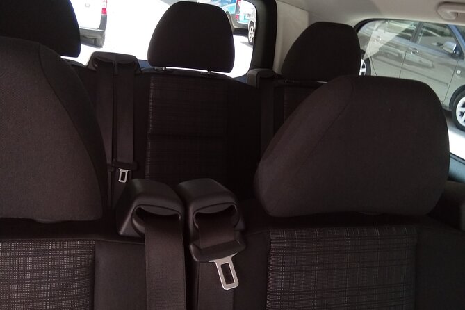 Airport Pickup Services - Price and timing: why $17.23 can be good value in Athens
