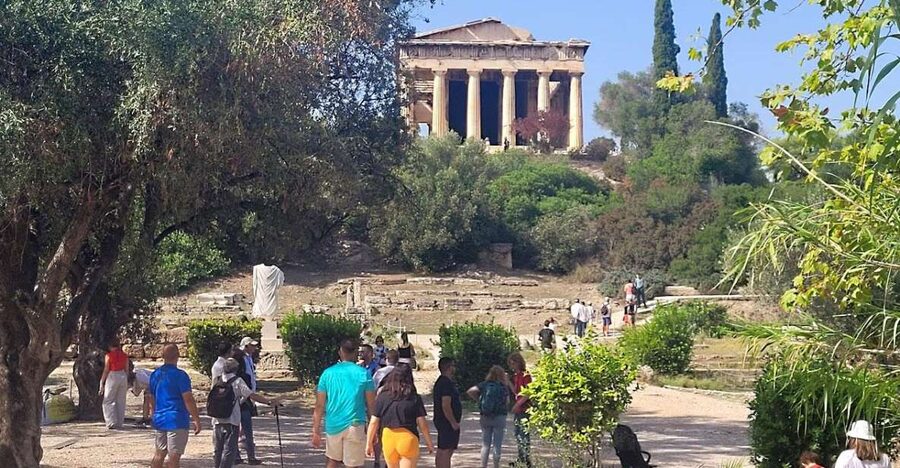 Ancient Agora: E-Ticket w/Treasure Hunt Tour on your phone - The app rewards: collectible stones and online gifts