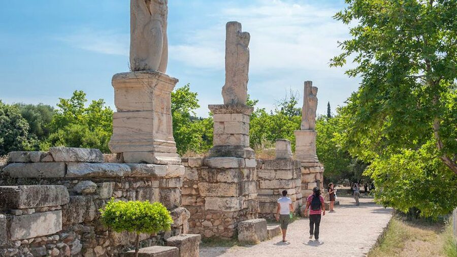 Ancient Agora: E-Ticket w/Treasure Hunt Tour on your phone - Who this Ancient Agora phone treasure hunt is best for