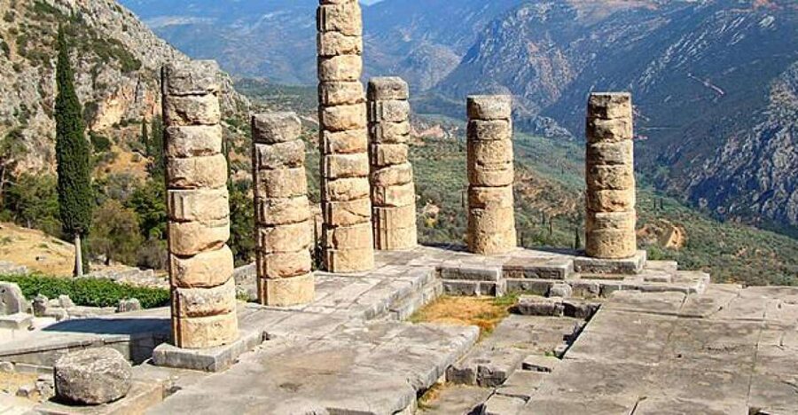 Ancient Delphi Full-Day Tour from Athens - The morning on the National Highway: Thebes, Levadia, and views toward Mount Parnassus