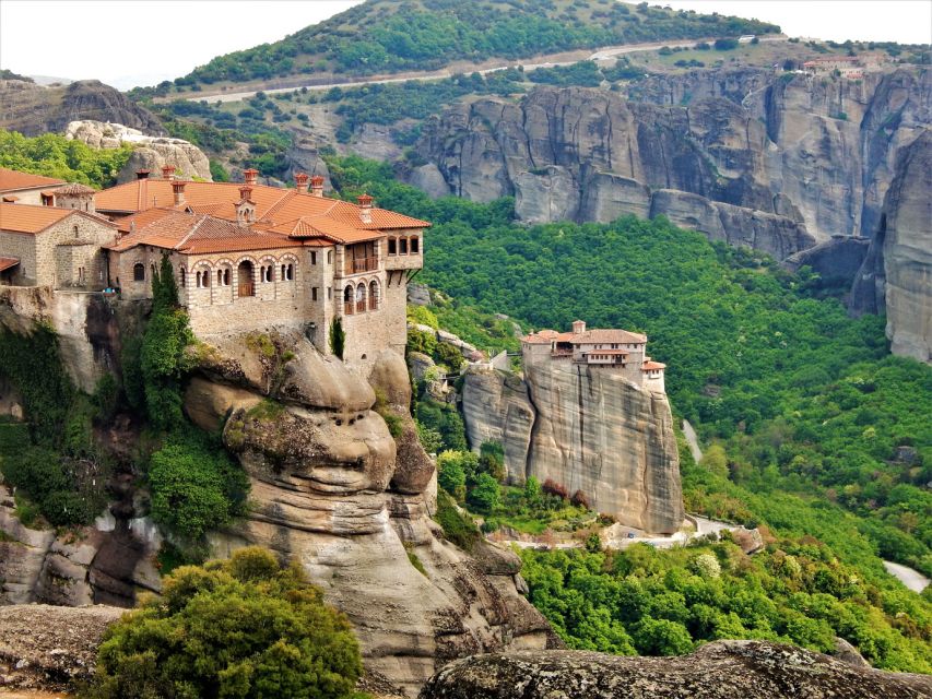 Athens: 2 Days in Meteora with 2 Guided Tours and Hotel Stay - Day 1: clifftop monasteries, Virgin Mary in old town, then sunset