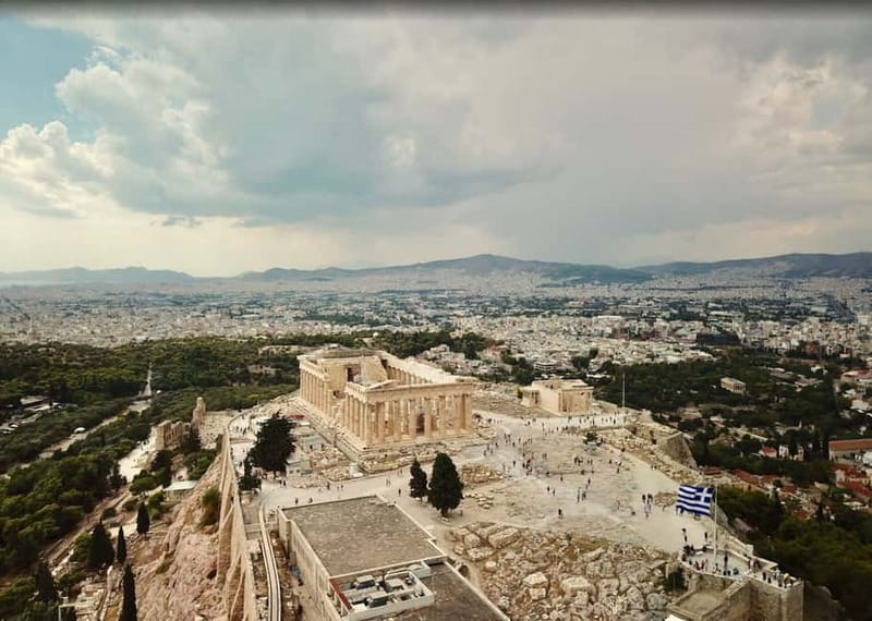 Athens: Acropolis and Parthenon Guided Walking Tour - Headsets, group control, and why the experience feels smooth