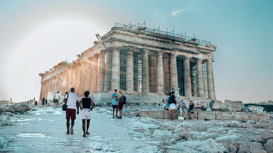 Athens: Acropolis Beat the Crowds Afternoon Guided Tour - Meeting under Hadrian’s Gate, then moving with purpose