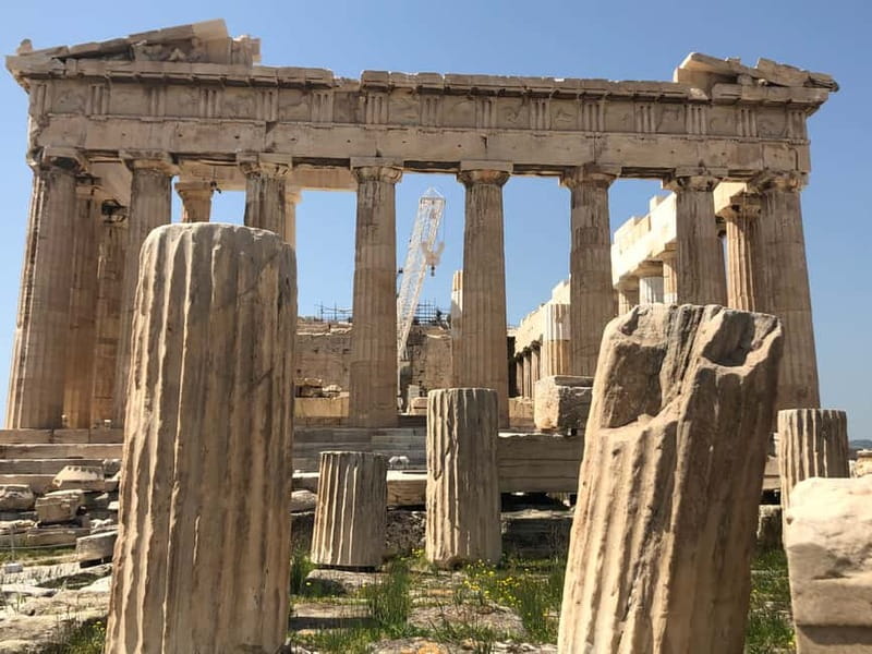 Athens: Acropolis Guided Tour in Spanish-Option Tickets - Propylaea and the gallery of Eumenes: walking the entry mindset