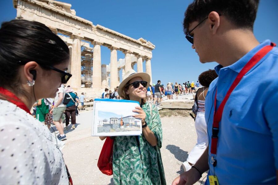 Athens: Acropolis Guided Walking Tour & Plaka Audio Tour - Meeting, pacing, and what 2 hours feels like
