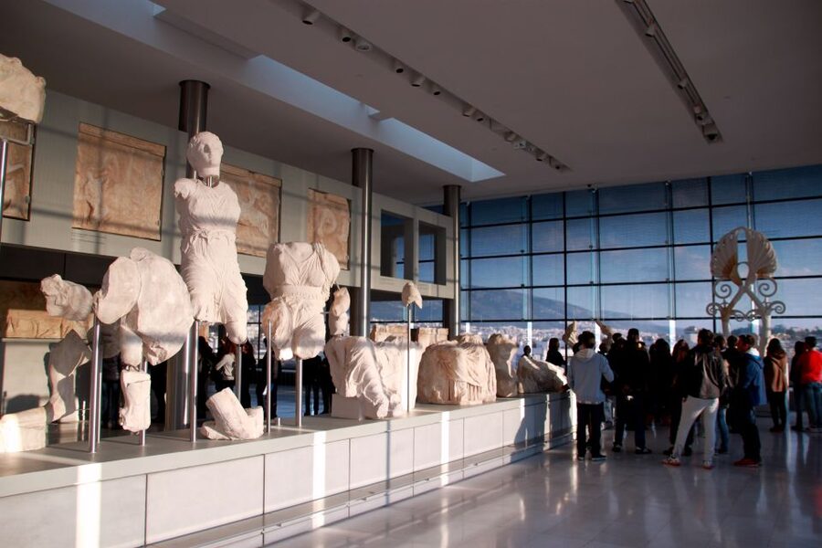 Athens: Acropolis Museum Private Guided Tour - How Athenian art and philosophy connect to Western civilization