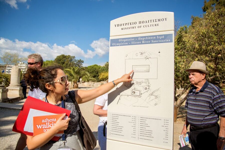 Athens, Acropolis & Museum Tour without Tickets - Climbing the Acropolis: what pacing really looks like