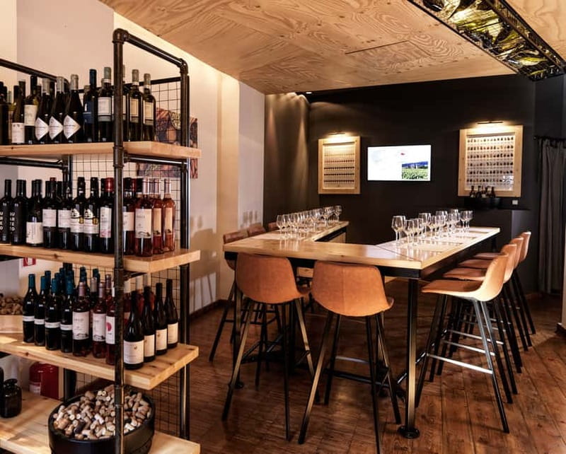 Athens: Acropolis Wine Tasting with Cheese and Olives - Meeting in Thiseio, Close to the Metro