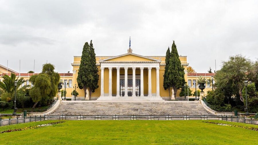 Athens Audioguide - TravelMate app for your smartphone - How This Athens Audioguide Works (No Group, No Paper Tickets)