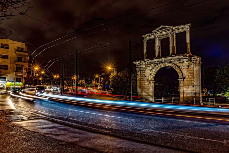 Athens: Big Bus Panoramic Night Tour by Open-Top Bus - Audio commentary in 14 languages: why it matters on a bus tour