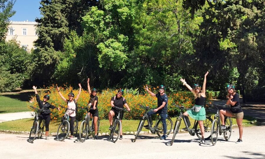 Athens: Bike Tour with Acropolis & Parthenon Visit - Guides, Ease of Riding, and What Usually Goes Right