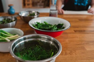 Classic Cooking Class with Market Visit and Wine