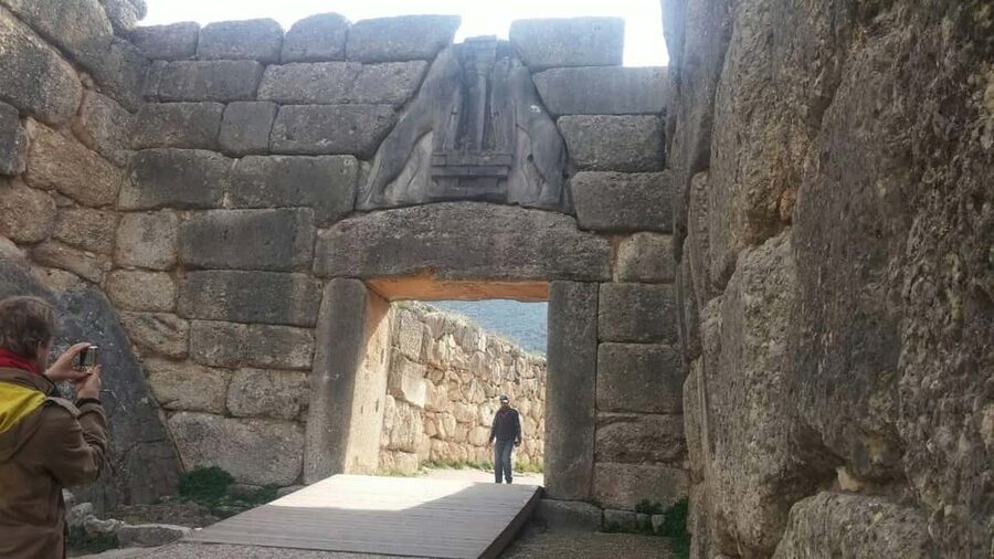 Athens: Corinth Canal, Mycenae and Nafplio Day Tour - Corinth Canal photo stop: the small cut that changed big shipping routes