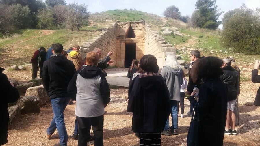 Athens: Corinth Canal, Mycenae and Nafplio Day Tour - Nafplio on foot: marble streets, Venetian and Ottoman traces, and Greek political statues
