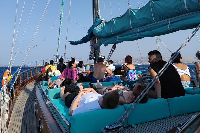 Athens cruise: Agistri, Moni/Metopi, Aegina with lunch & drinks - Boarding at Marina Zeas, and what the morning feels like