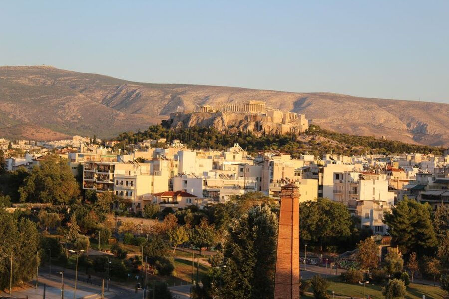 Athens: Dinner in the Sky Experience - Safety, wind, and small practicals you should not ignore