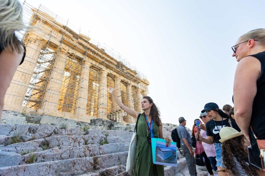Athens: Early Morning Guided Tour to Acropolis and Museum - Walking, shoes, and who should book this tour