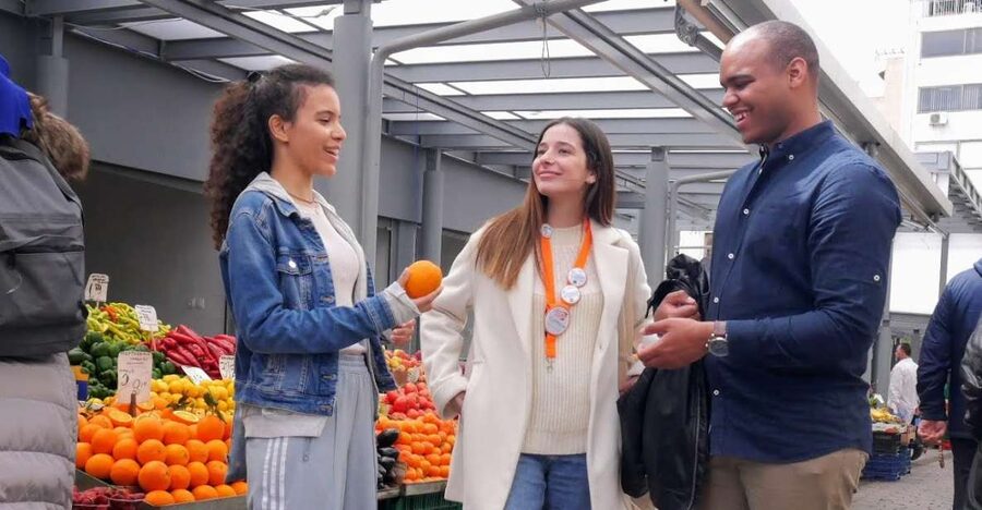 Athens: Food Tasting Tour in Plaka with Central Market Visit - Timing, Pacing, and What a 2-Hour Tour Really Gives You