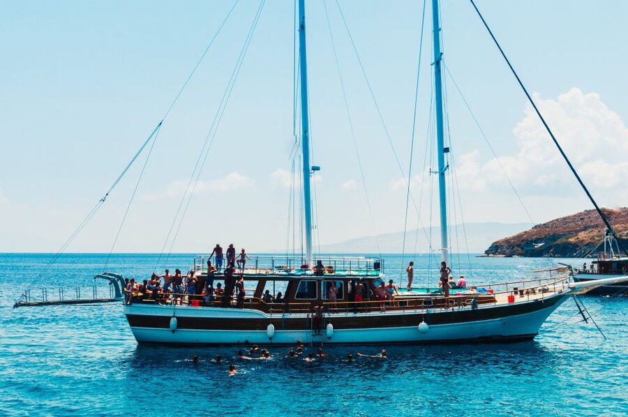 Athens: Full-Day Island Hopping Cruise with Lunch & Transfer - Morning transfer and that first hit of coffee on the pier