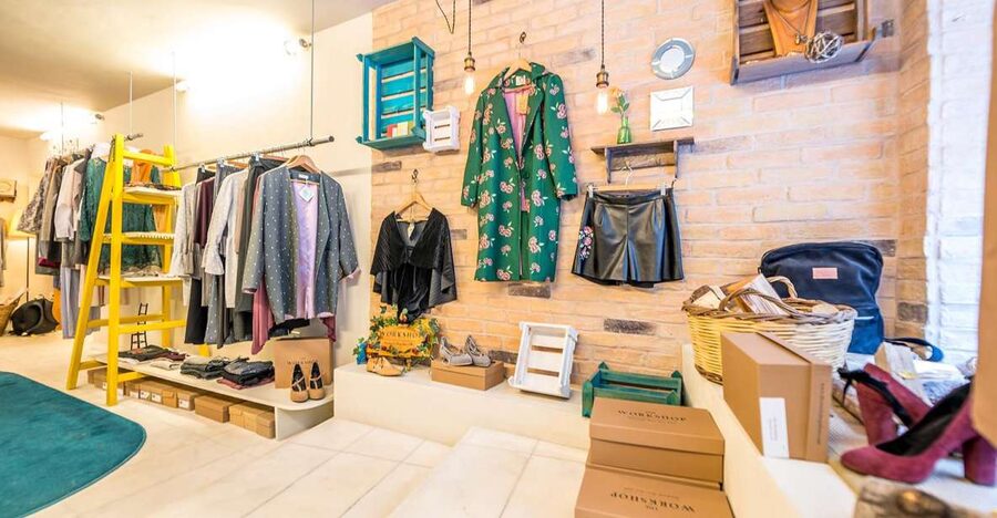 Athens: Greek Fashion Shopping Tour with a Local Expert - Timing and Pacing: A 3.5-Hour Shopping Loop That Stays Friendly