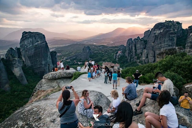 Athens: Guided Tour to Meteora Monasteries & Hermit Caves - Entrance Fees and Cash-Only Rules: The Part People Forget