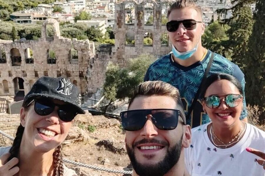 Athens : Highlights & Hidden gems Walking Tour - Why this 2-hour Athens walk makes sense for first-timers