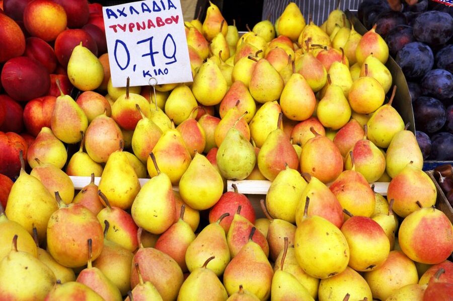 Athens: Local Markets with Artisanal Crafts Walking Tour - What to bring for this easy walk that still includes a hill