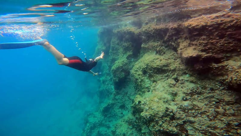 Athens: Marathon Cape and Bay of Schinias Snorkeling Trip - Stop 1 at Schinias Beach: setting up for clear water time