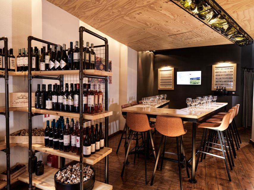 Athens: Mediterranean Gin Tasting Experience - The structured part: your 3-set Greek and Mediterranean gin tasting