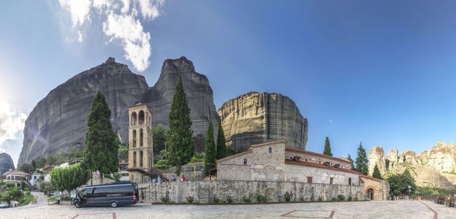 Athens: Meteora 2-Day Trip with Hotel, Sunset & Morning tour - Photos and Small Group Energy: How Guides Help You See Meteora Better