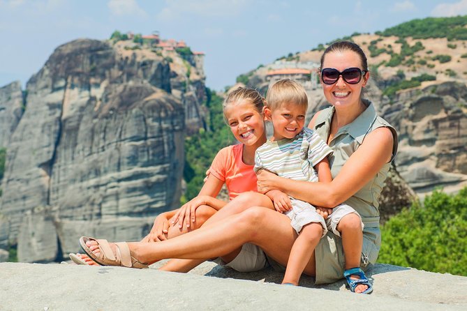 Athens: Meteora Monasteries, Hermit Caves Tour with Pickup - The full schedule, from 7:45 start to the late return