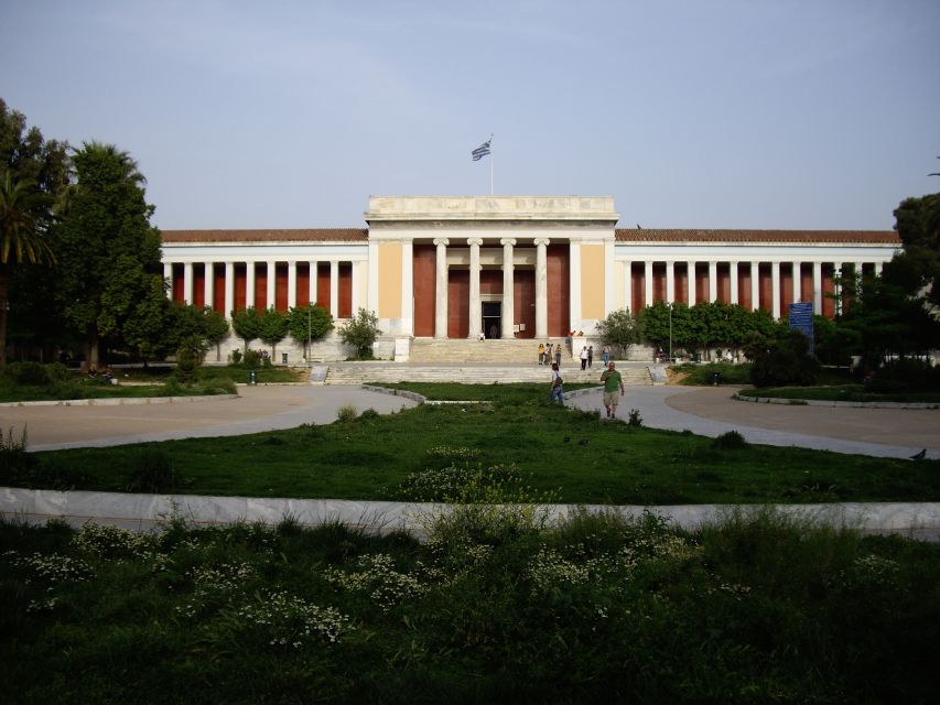 Athens: National Archaeological Museum Private Guided Tour - Meet the guide: why Christos Theodoropoulos changes the experience