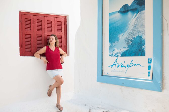Athens Old City Private Photoshoot Tour/ 3hours - Getting your edited photos delivered to your inbox
