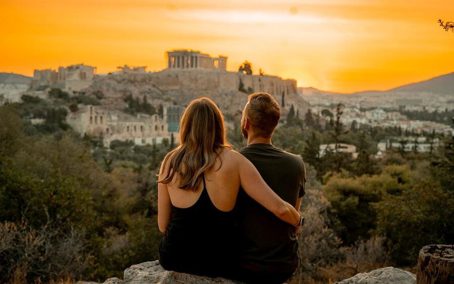 Athens photo tour - Photoshooting plus edited images: what you get for $106 per person