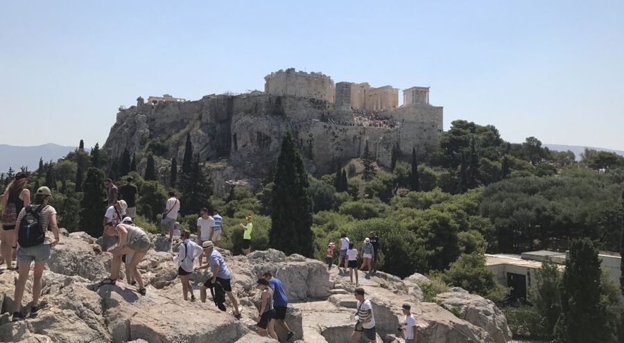 Athens: Private 4-Hour Tour with Acropolis and Old Town - Plaka and Monastiraki: the Athens you’ll want to return to