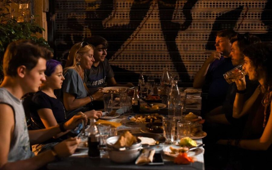 Athens: Private Evening City Walk & 4-Course Curated Dinner - The 4-Course Dinner in Downtown Psiri, With Vegetarian Options