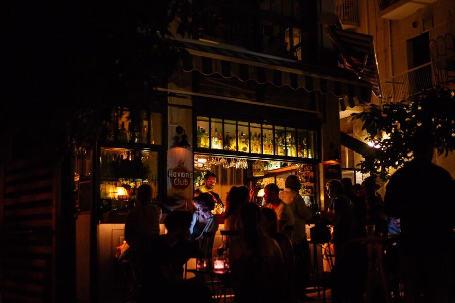 Athens: Private Evening Tour w/ Drinks & Bites in Koukaki - Timing and Pace: 2.5 Hours Is Just Long Enough