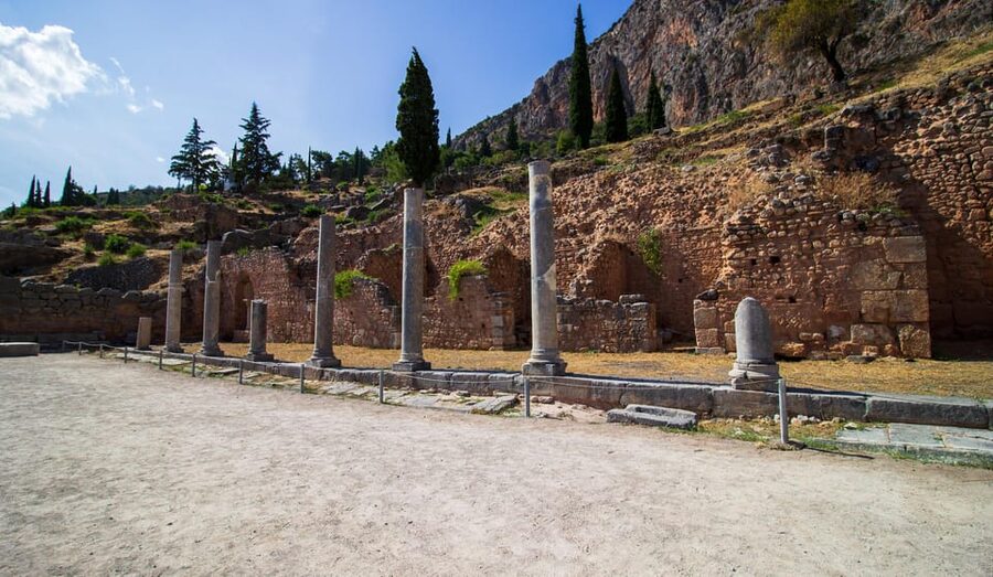 Athens: Private Tour of Delphi, Delphi Museum, and Arachova - Who This Tour Fits Best (and Who Should Think Twice)